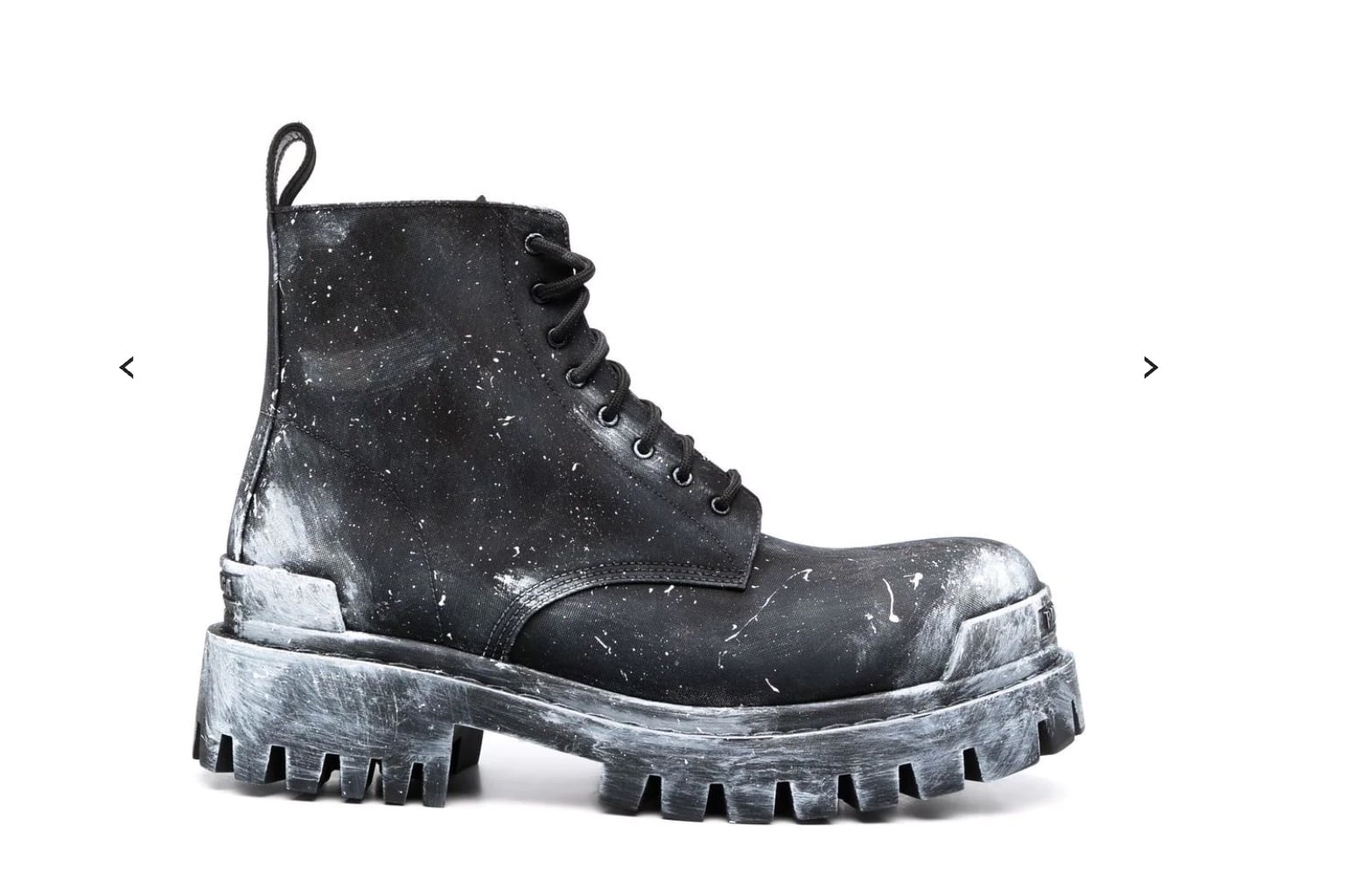 Botas Balenciaga manchadas con pintura