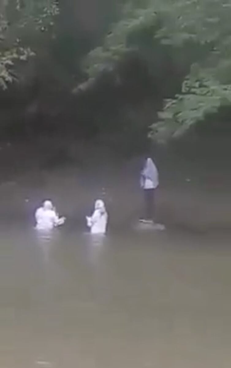 Bautizo en el río