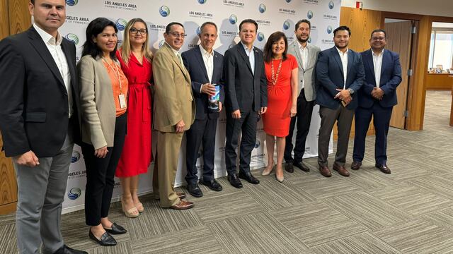 Esteban Villegas estrecha lazos con Estados Unidos