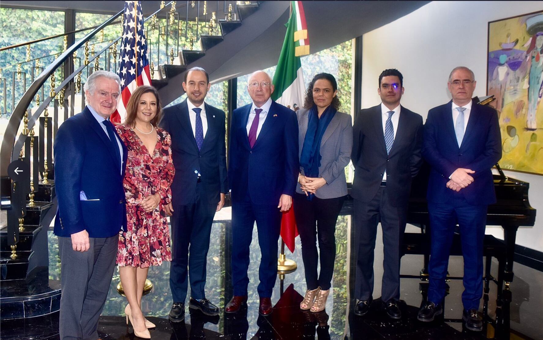 Ken Salazar se reúne con el PAN en la embajada de Estados Unidos en México