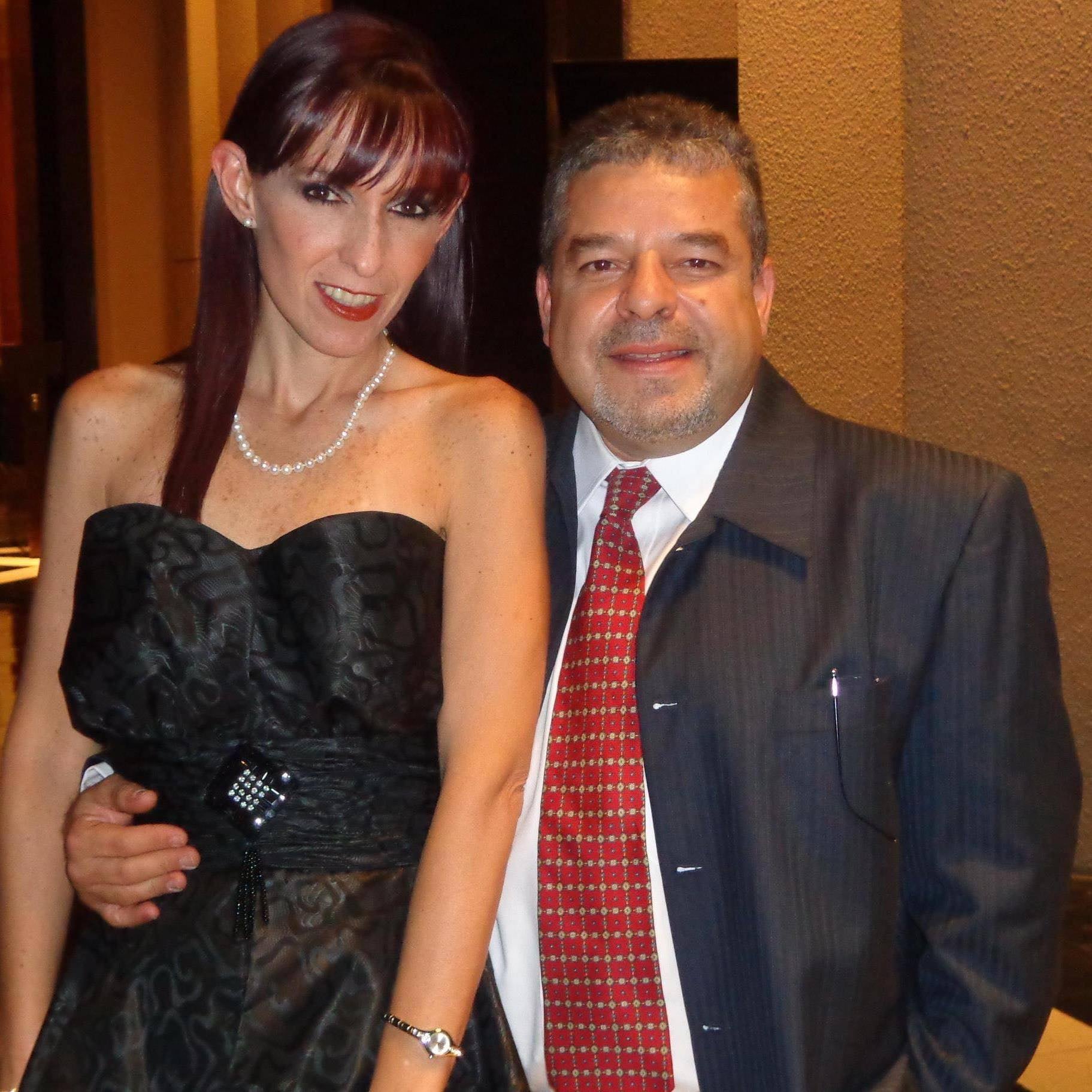 Dulce María y su esposo, hija y yerno de Felicia Garza.