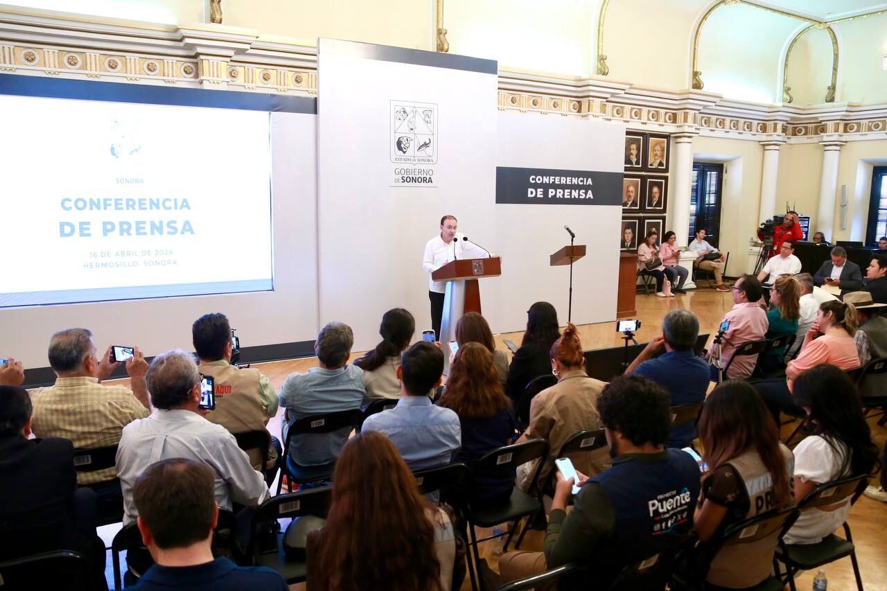 Alfonso Durazo inaugura el programa PrepaSON