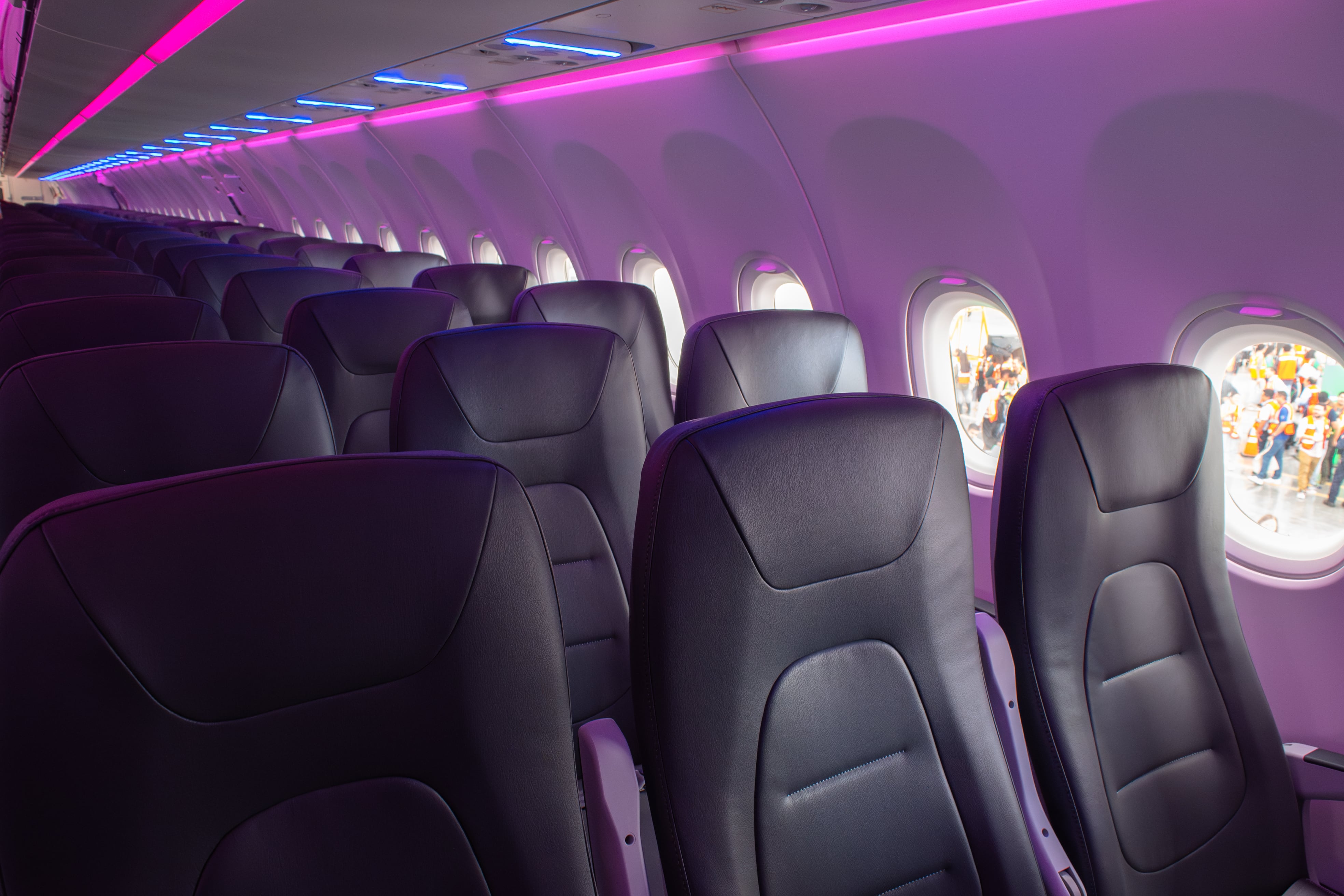 Detalle del interior de los asientos del A321Neo con iluminación “Mujer”.