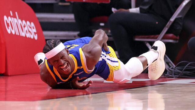 Jimmy Butler en el partido entre Warriors y Rockets.