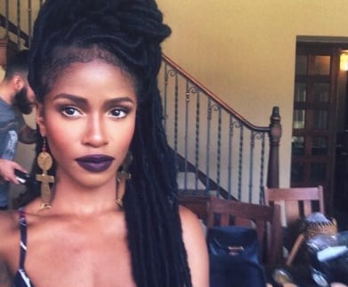 Simone Battle