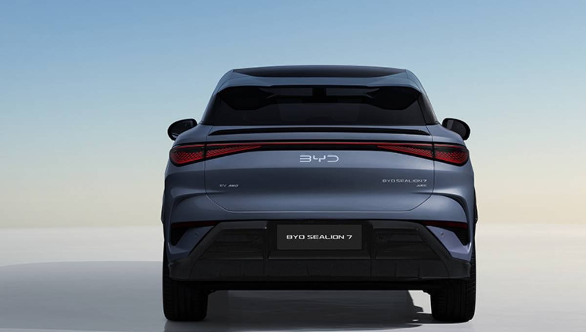 BYD Sealion 7