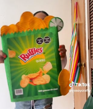 Sombreros locos: envoltura de papitas