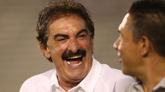 La Volpe debutó a Diego Lainez y Edson Álvarez