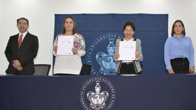 María Lilia Cedillo firma convenio con Secretaría de Turismo