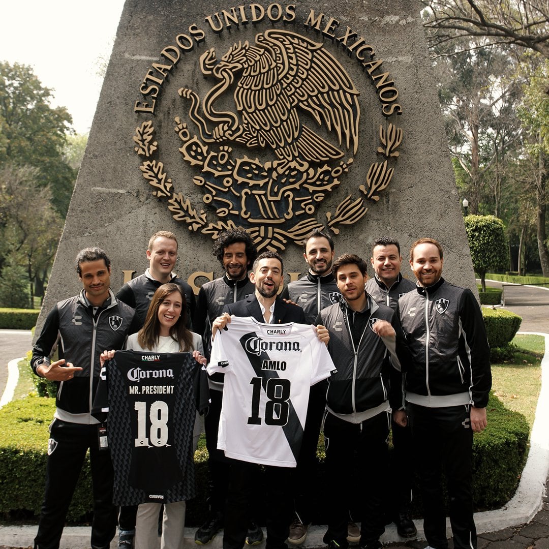 Club de Cuervos