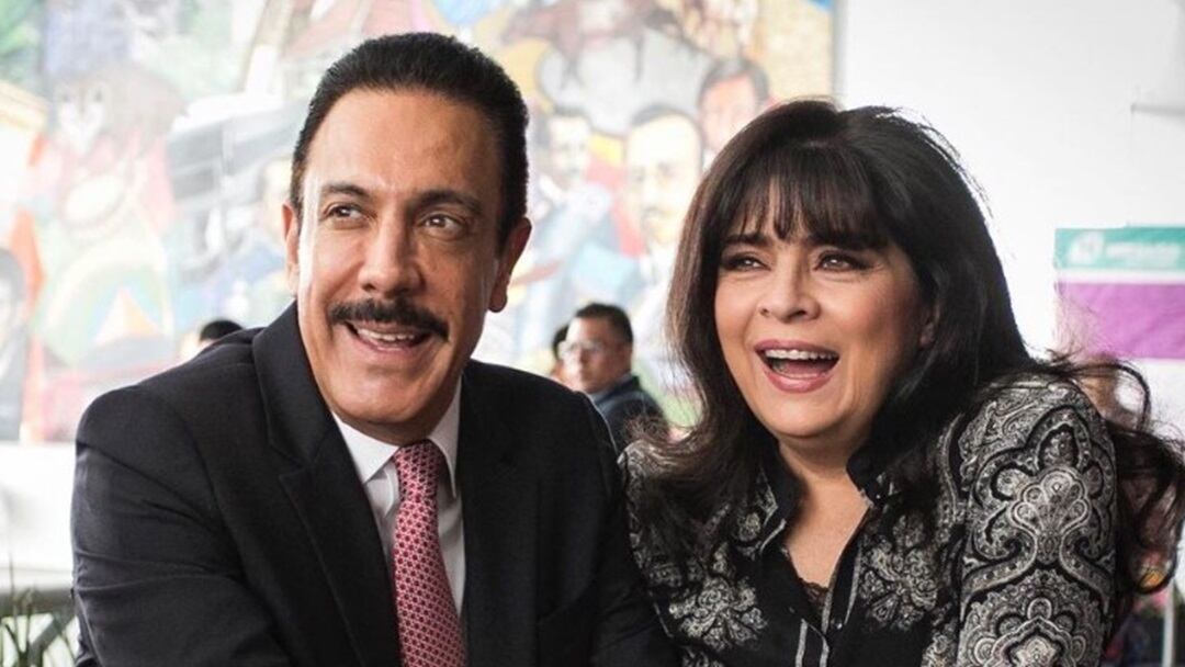 Omar Fayad y Victoria Ruffo