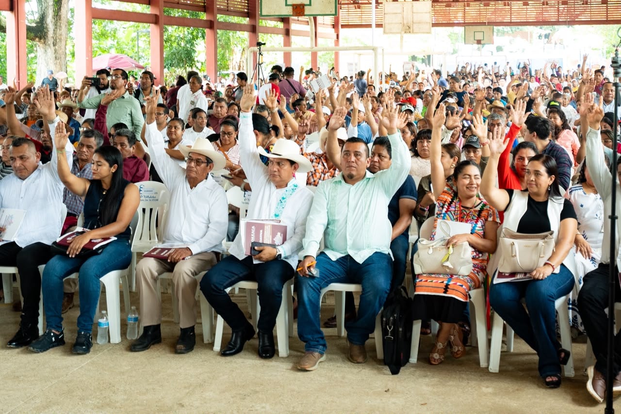 Salomón Jara anuncia consulta para una nueva Constitución en Oaxaca