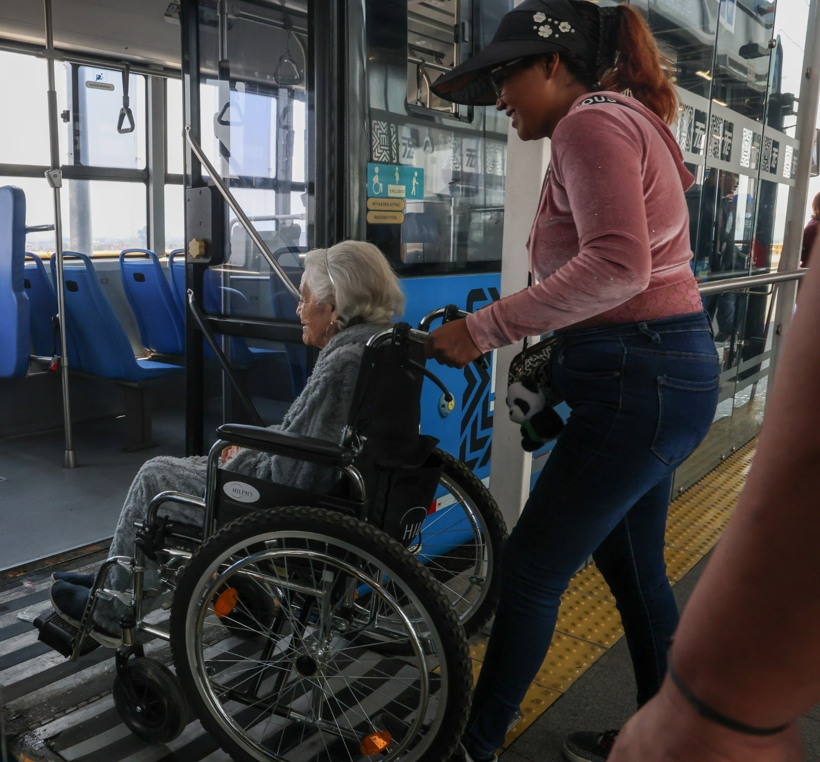 Edoméx supera 68 millones de viajes gratuitos en Mexibús, Mexicable y Trolebús Mexiquense.