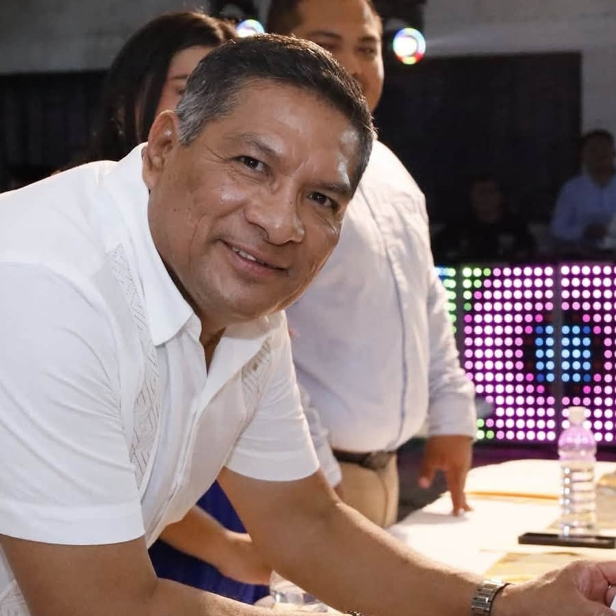 Detienen a Gilberto Gómez, alcalde de Puerto Aventuras, por presunta extorsión