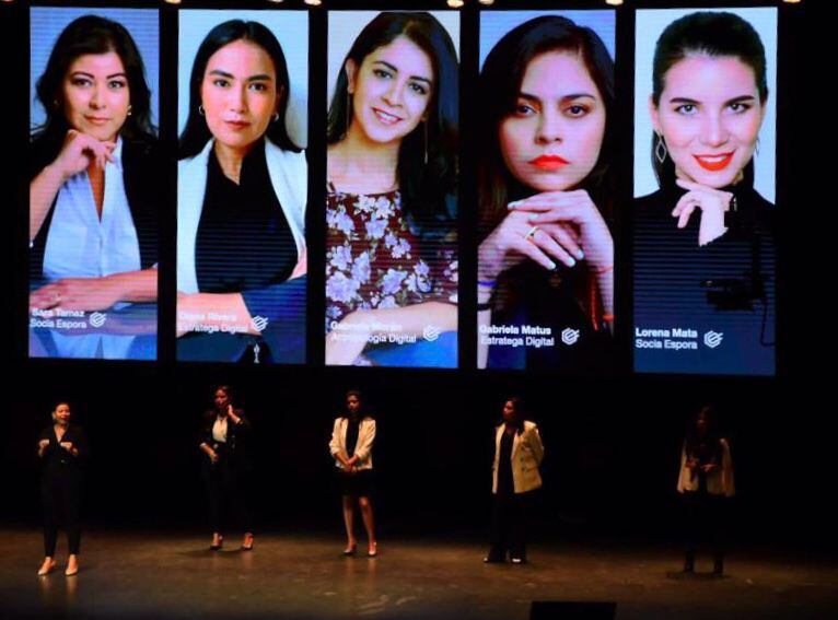 Integrantes de la agencia de estrategia digital, Espora