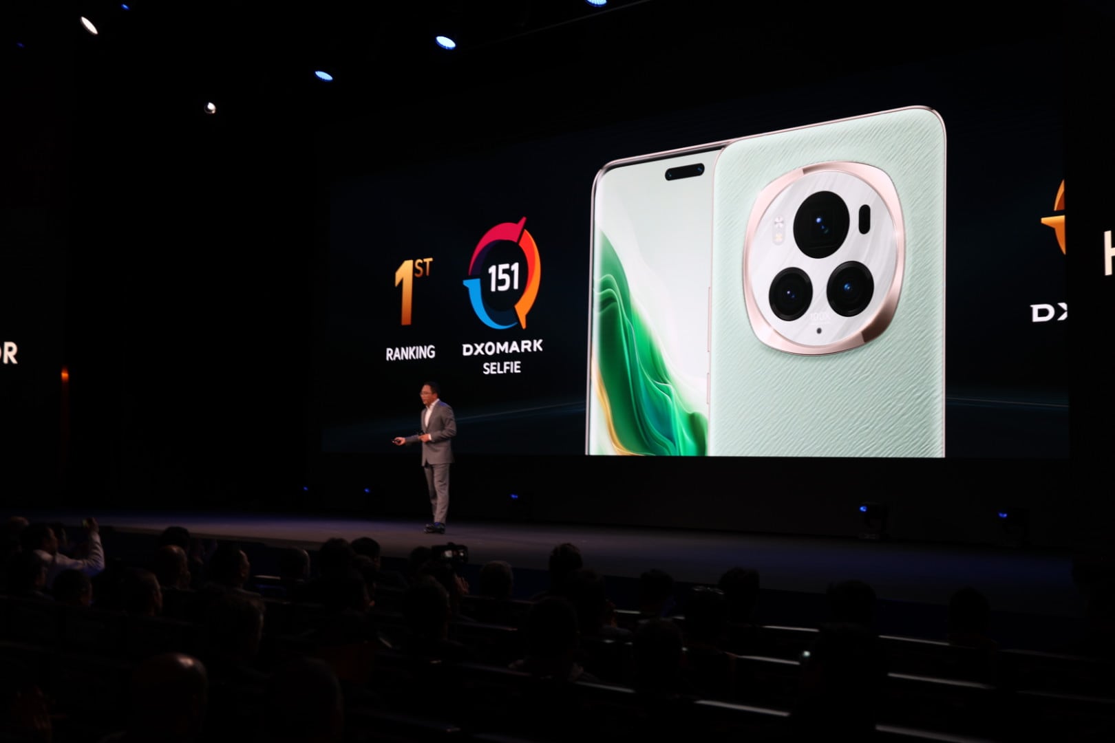 HONOR Magic6 Pro en el MWC 2024