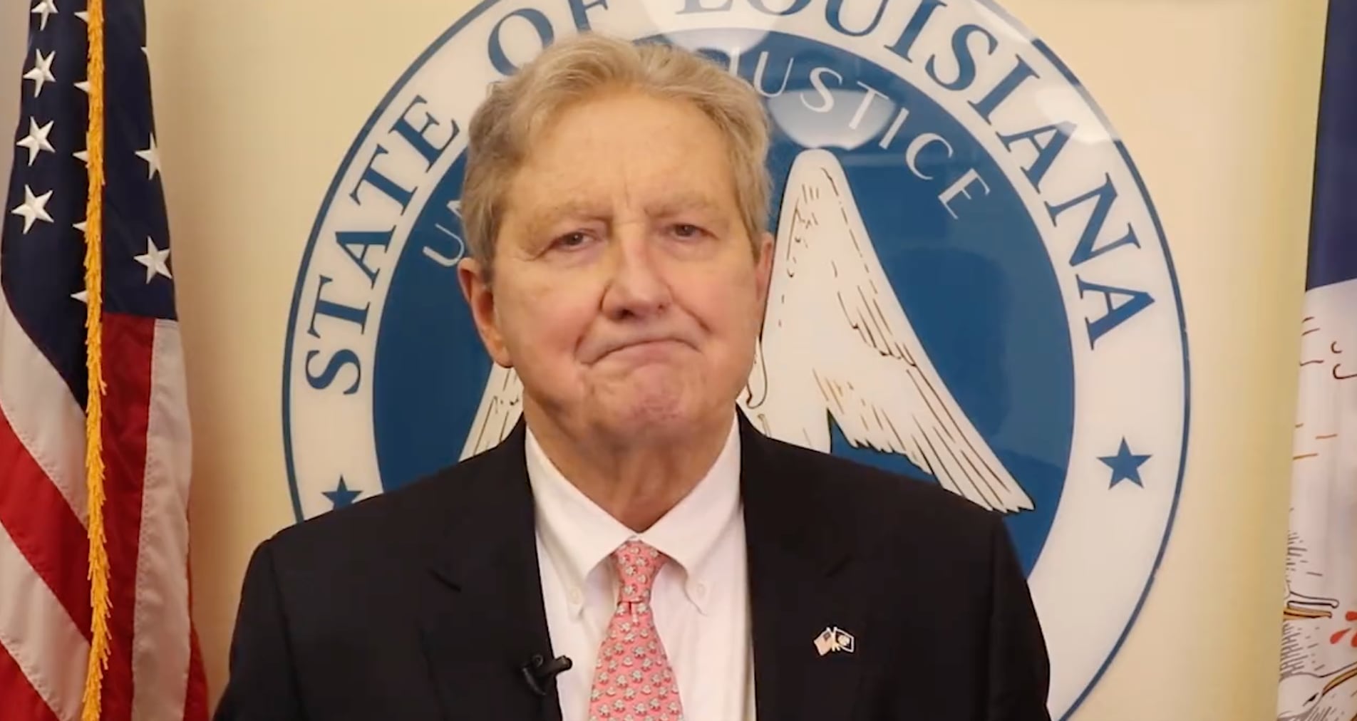 México comería comida para gato sin Estados Unidos, dice el senador John Kennedy.