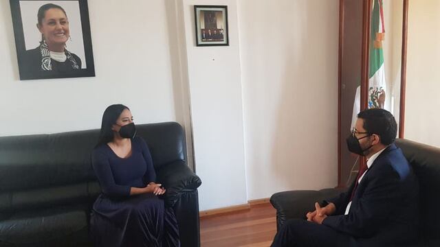 Sandra Cuevas y Martí Batres