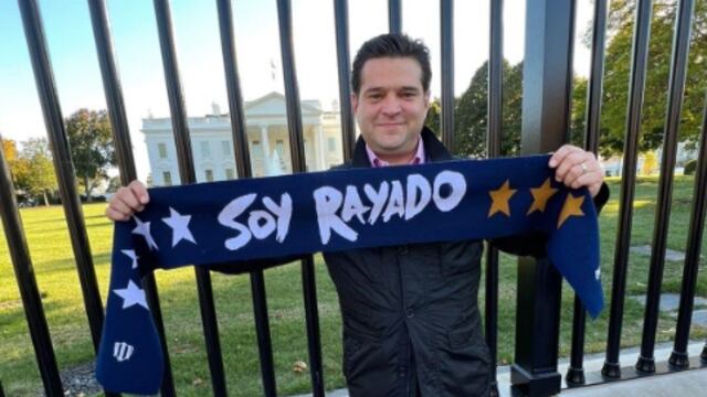 Paco Cienfuegos apoya a Rayados de Monterrey desde Washington