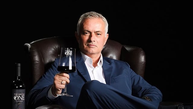 José Mourinho, el histórico entrenador portugués conocido como “The Special One”.