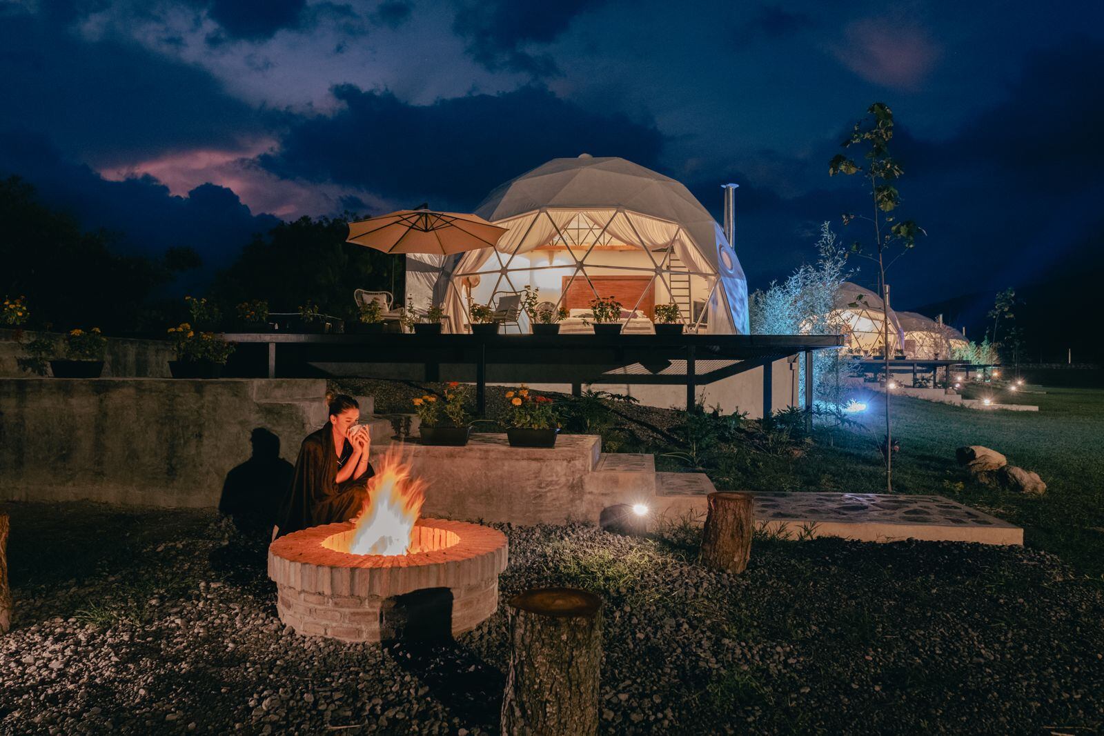 Glamping al pie de la laguna