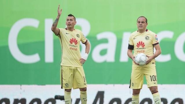 Rubens Sambueza y Cuauhtémoc Blanco