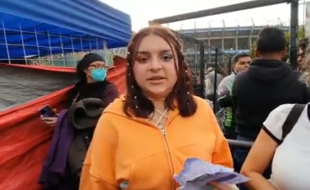 Fan de Bad Bunny en el Estadio Azteca