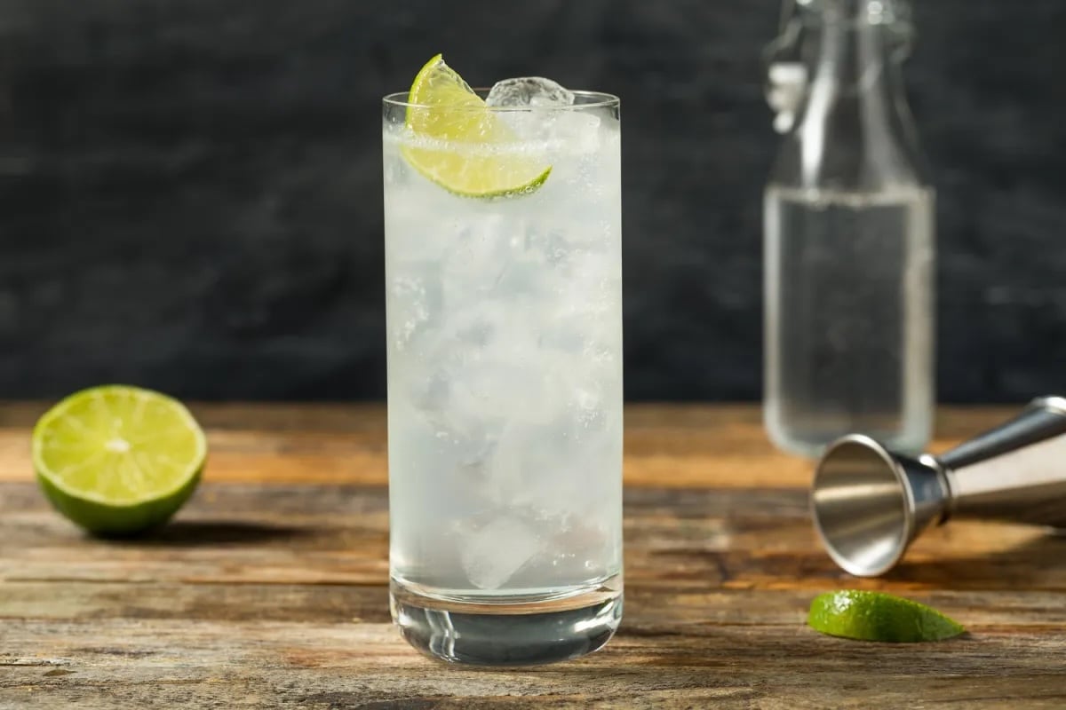 Las 5 mejores bebidas con tequila para brindar el Día del Tequila