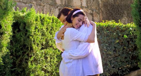 Se Disfrazó de Ángela Aguilar