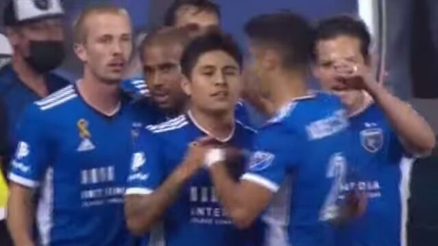 Chofis López anotó un gol olímpico con el San José Earthquakes