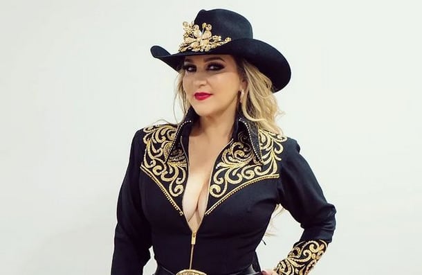 Alicia Villarreal, cantante.