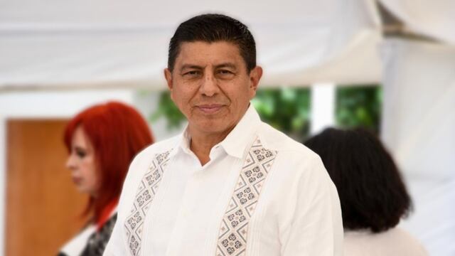 Salomón Jara firma convenio de seguridad par Oaxaca