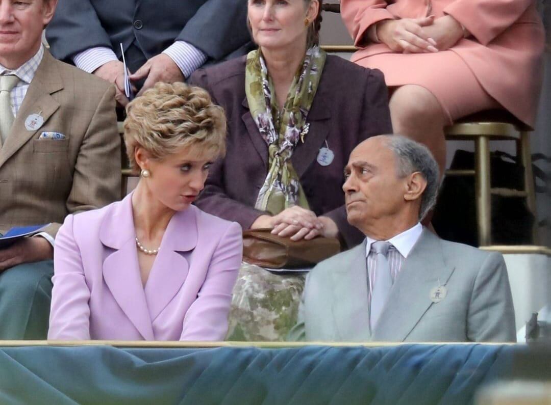 Lady Di y Mohamed Al-Fayed en The Crown