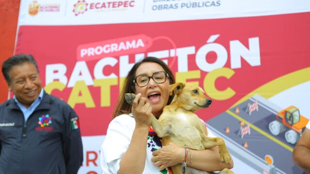 Azucena Cisneros arrancó el bachetón en calles de Xalostoc