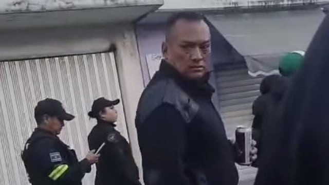 VIDEO: Exhiben a policía borracho en Chimalhuacán