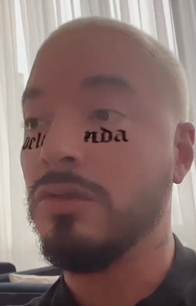 J Balvin usa el nombre de Belinda para burlarse de Nodal