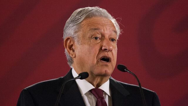 Andrés Manuel López Obrador. Polémica propuesta.