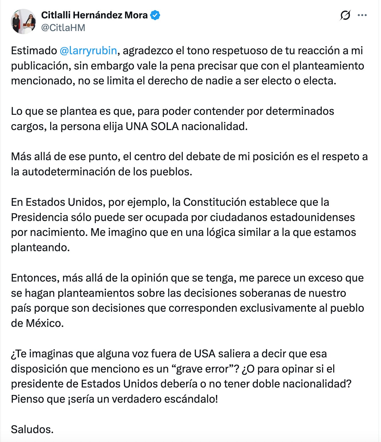 Citlalli Hernández recuerda a Larry Rubin el respeto a la autodeterminación de México