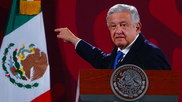 AMLO anuncia consulta popular para mantener al Ejército en las calles