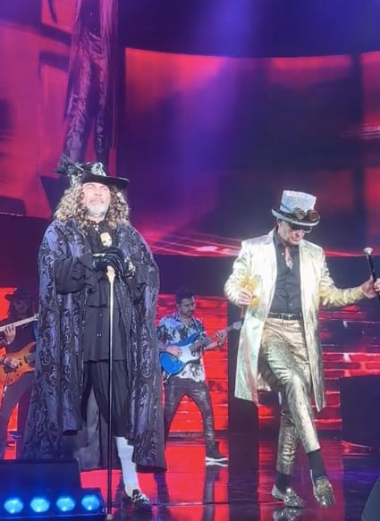 Emanuel Mijares y Emmanuel "disfrazados"