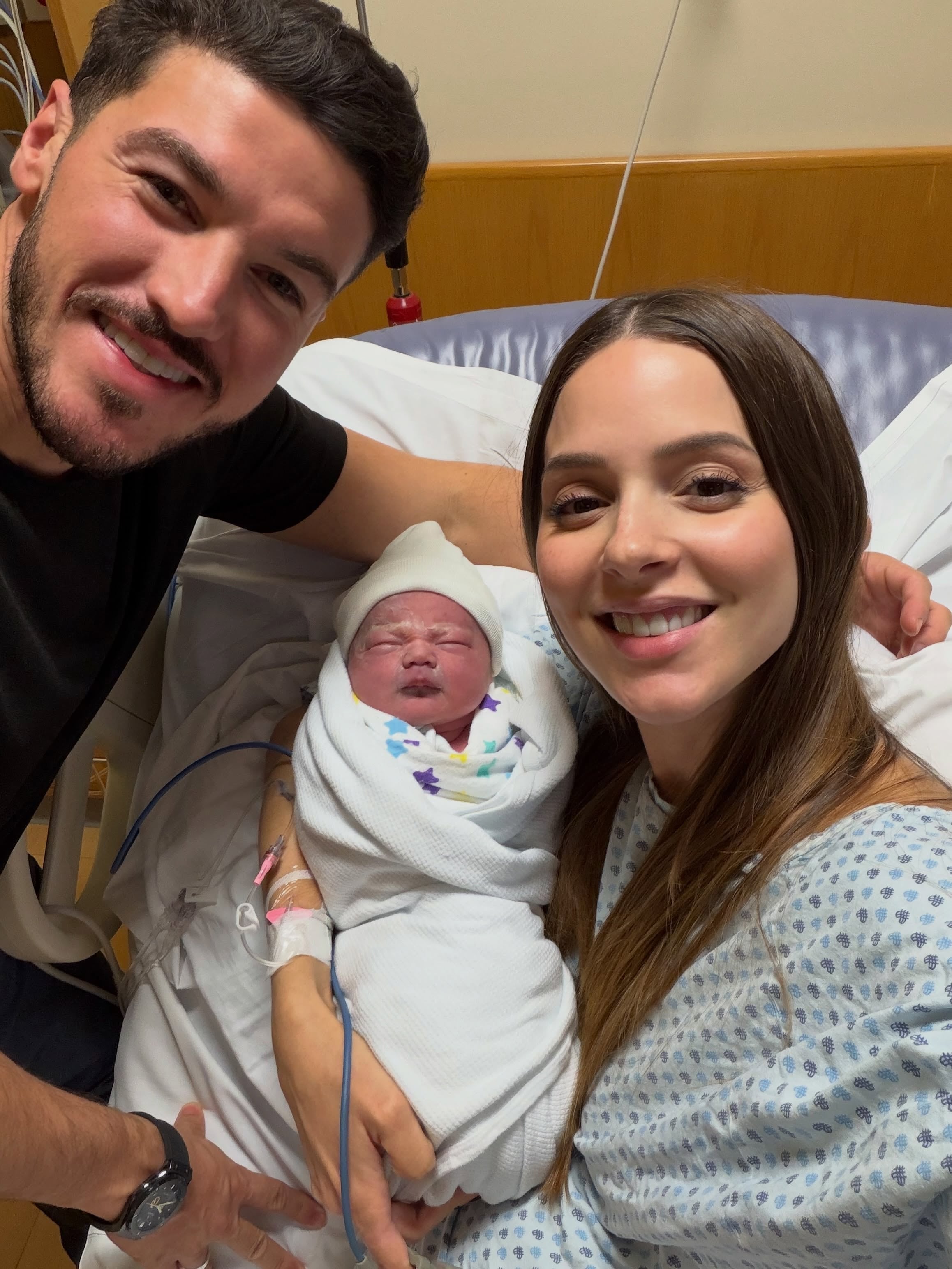 Nace la tercera hija de Mariana Rodríguez y Samuel García