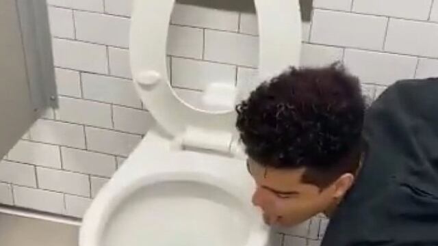 Conocido como Larz, ahora está hospitalizado.