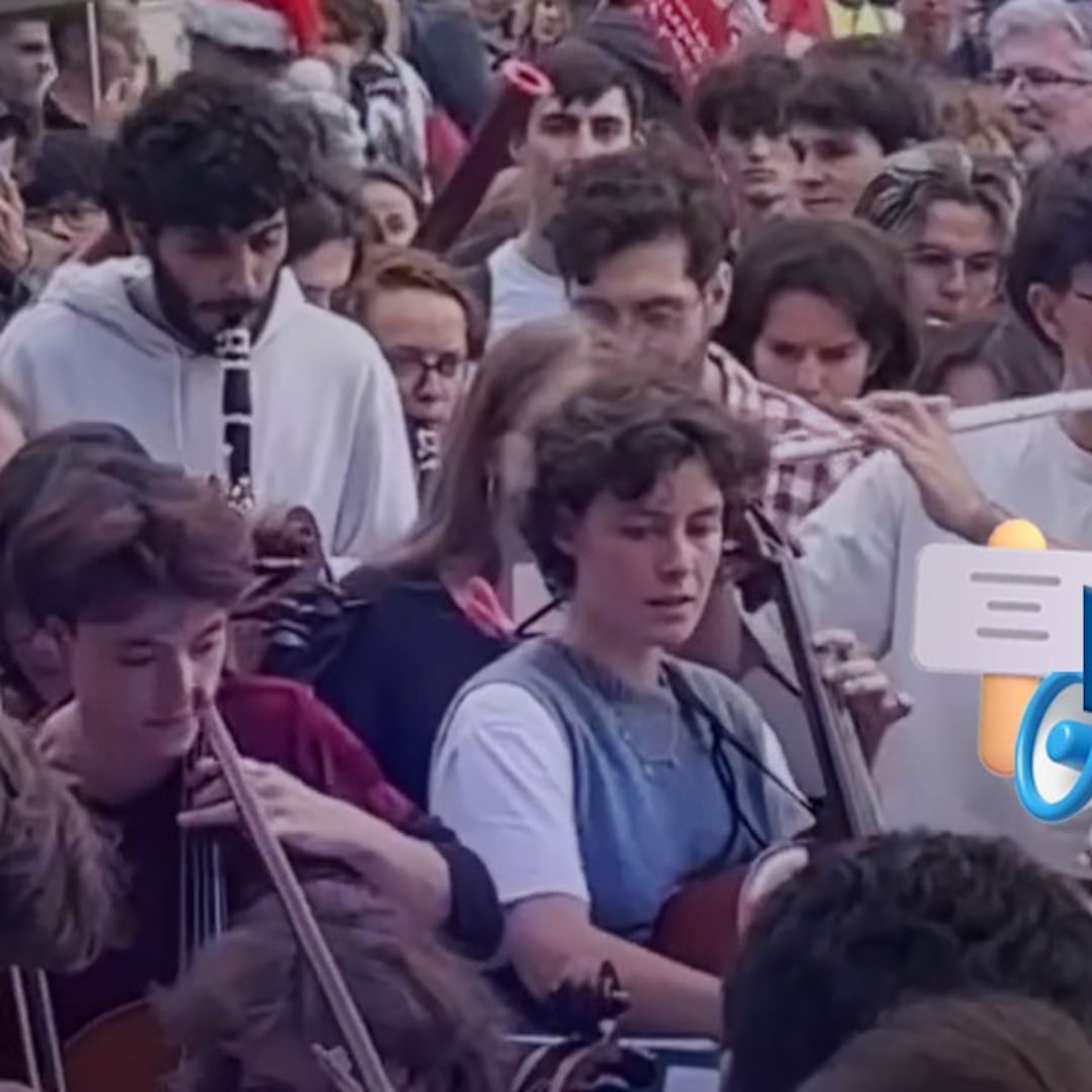 Orquesta francesa se vuelve viral al tocar en medio de las protestas