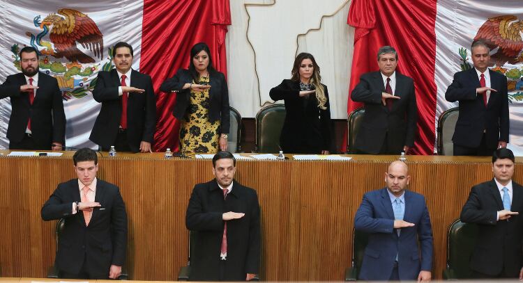 Nuevo León alcanzó paridad de género