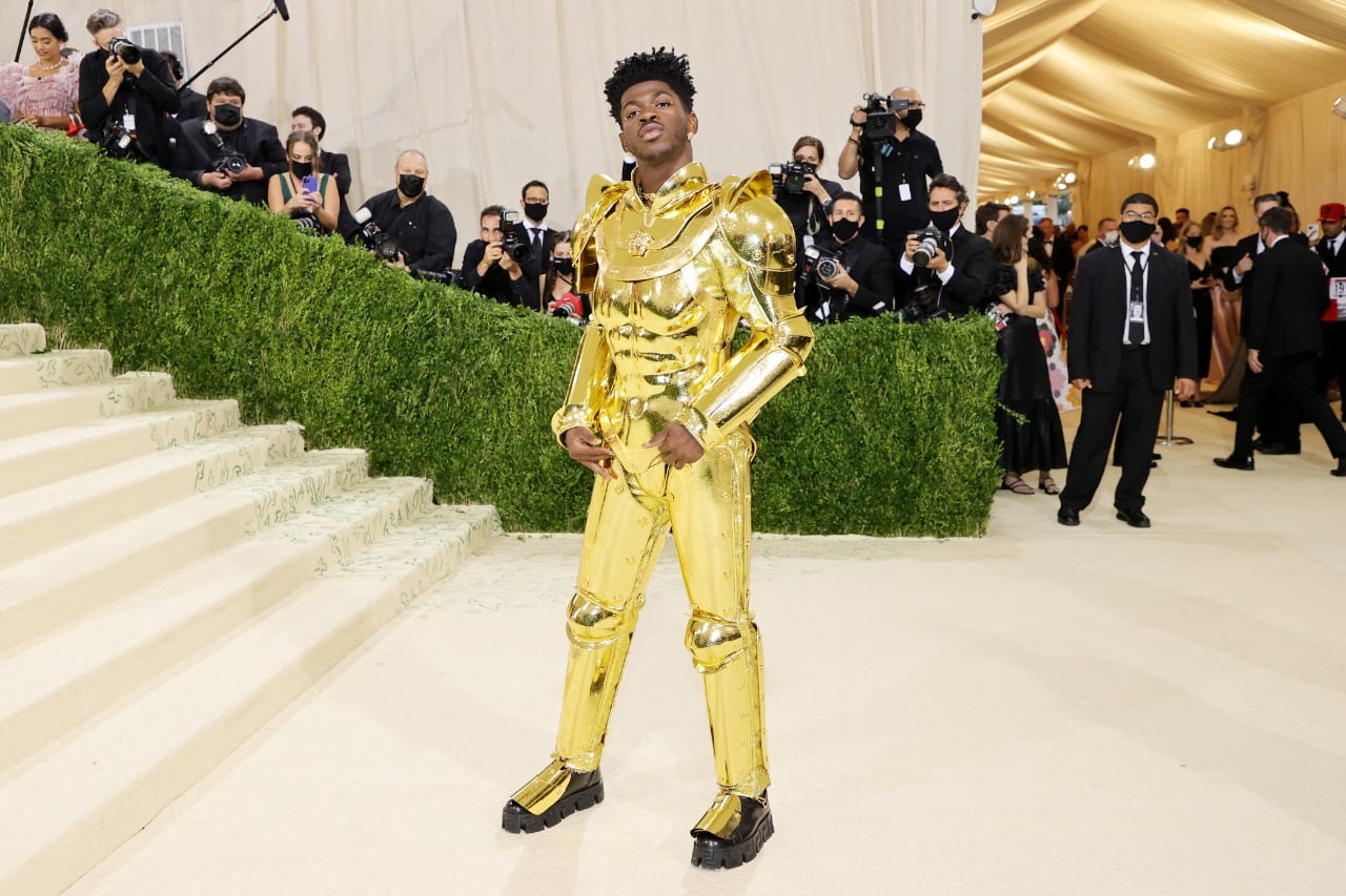 Lil Nas X sorprende con su look en el 'Met Gala 2021'