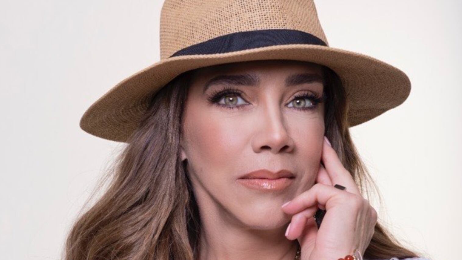 Cynthia Klitbo detesta al novio de su hija y muchos le dieron la razón al escuchar sus razones