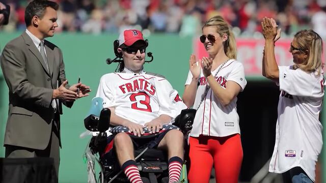 Muere Pete Frates, joven que inspiró el #IceBucketChallenge.