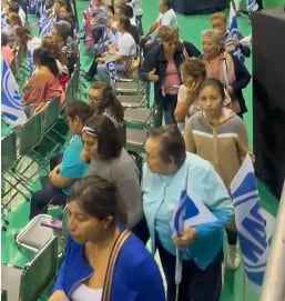 Panistas no soportaron y se van de discurso de Xóchitl Gálvez
