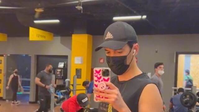 Exhibe a novio infiel