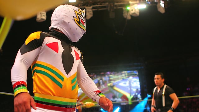 ¿Mascarita Sagrada en WWE? Reportan que hizo equipo con Danhausen.